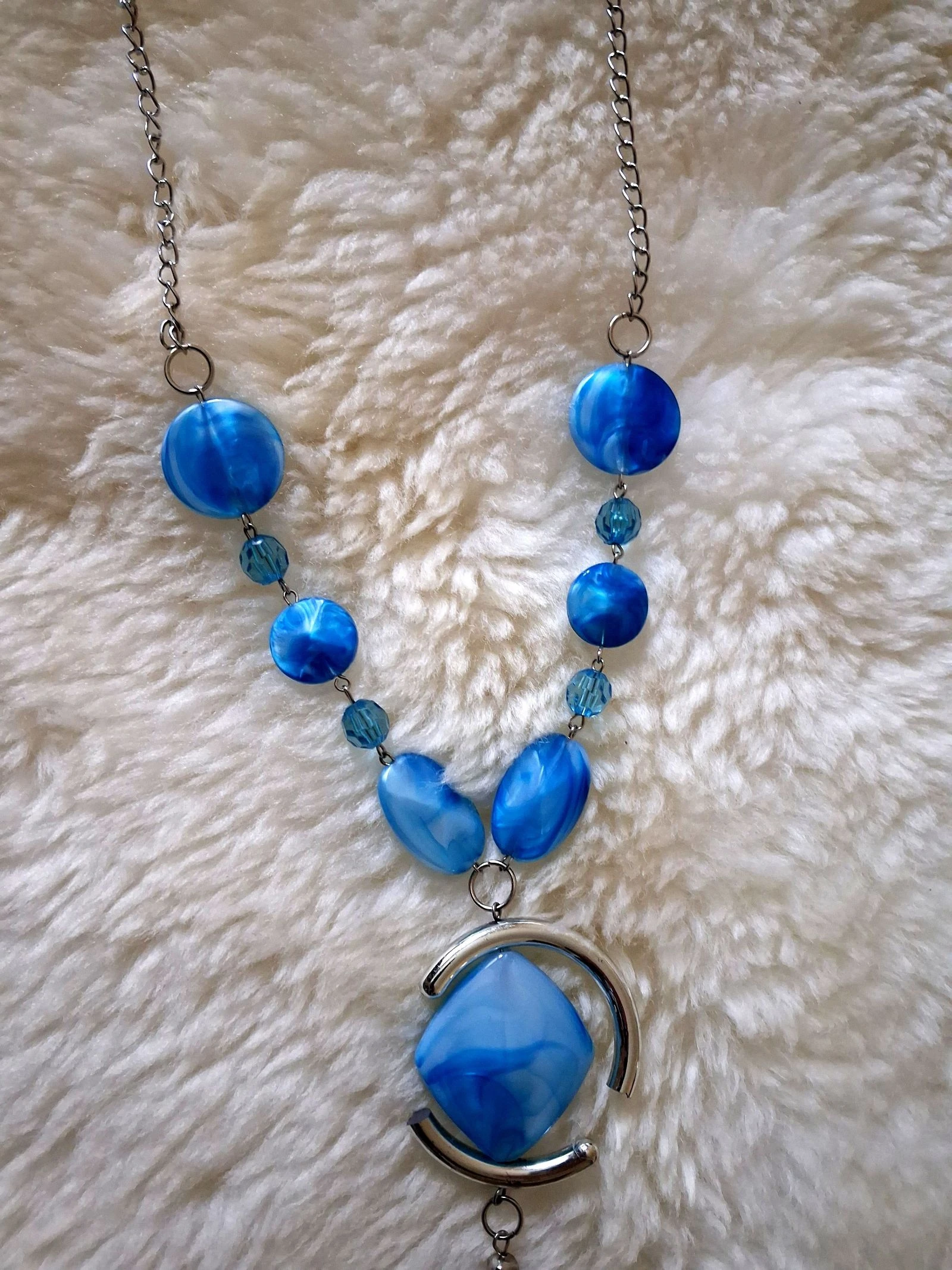 Mooie lange zilveren ketting met blauwe steen – photo 3